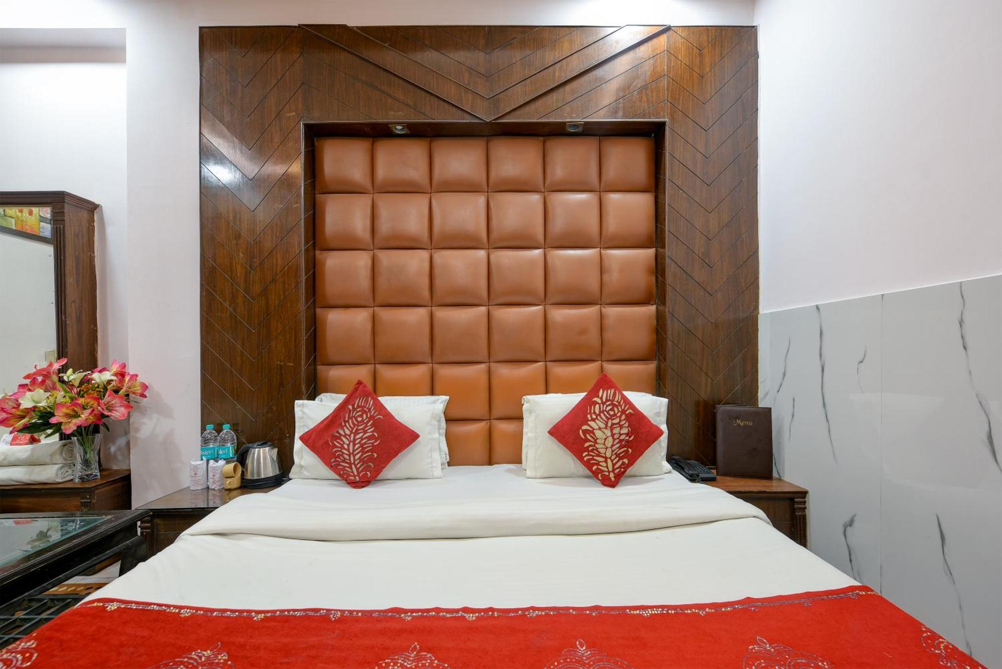 Hotel Shiva Intercontinental - New Delhi Railway Station - Paharganj エクステリア 写真